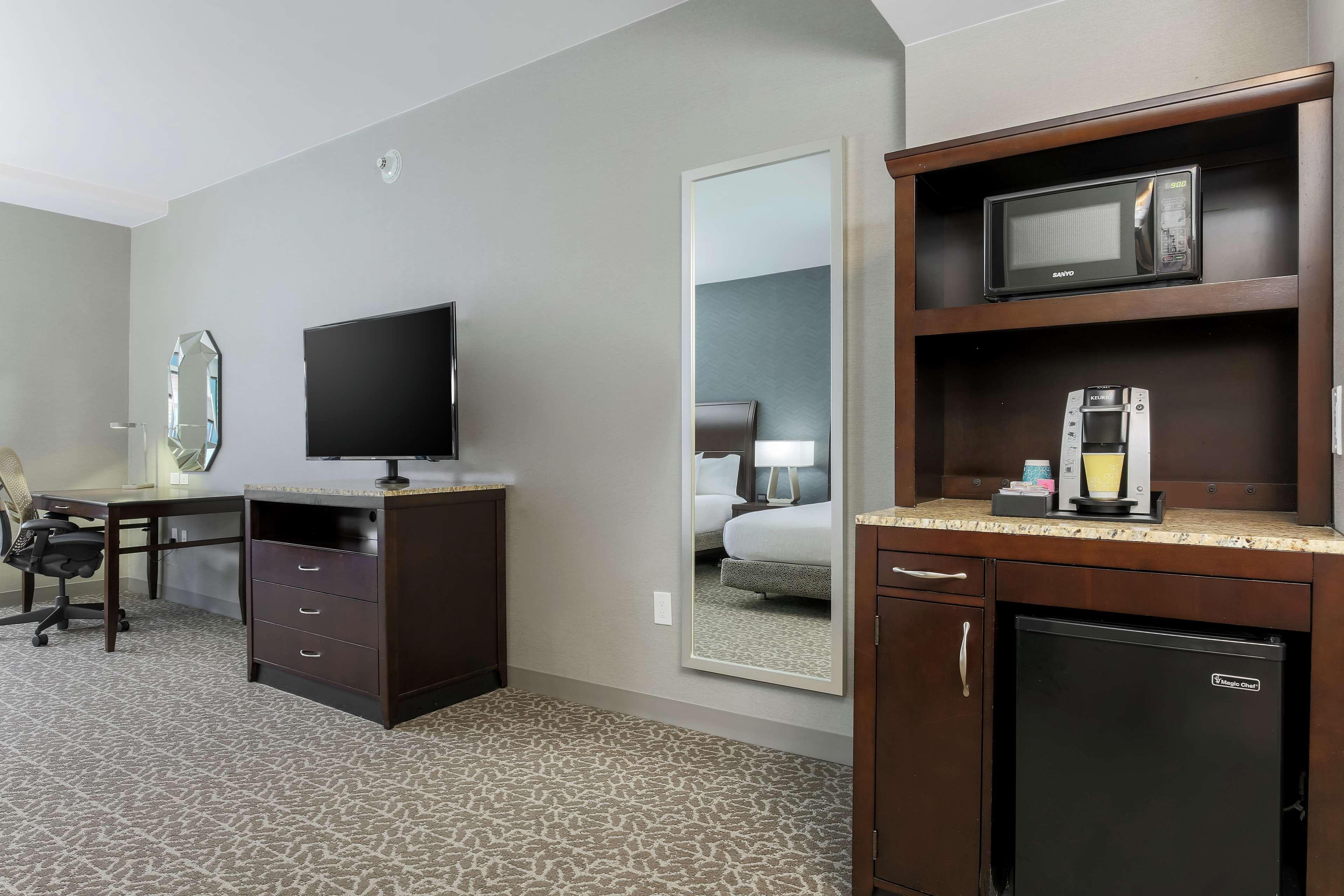 Hilton Garden Inn Shirlington Arlington Exterior foto