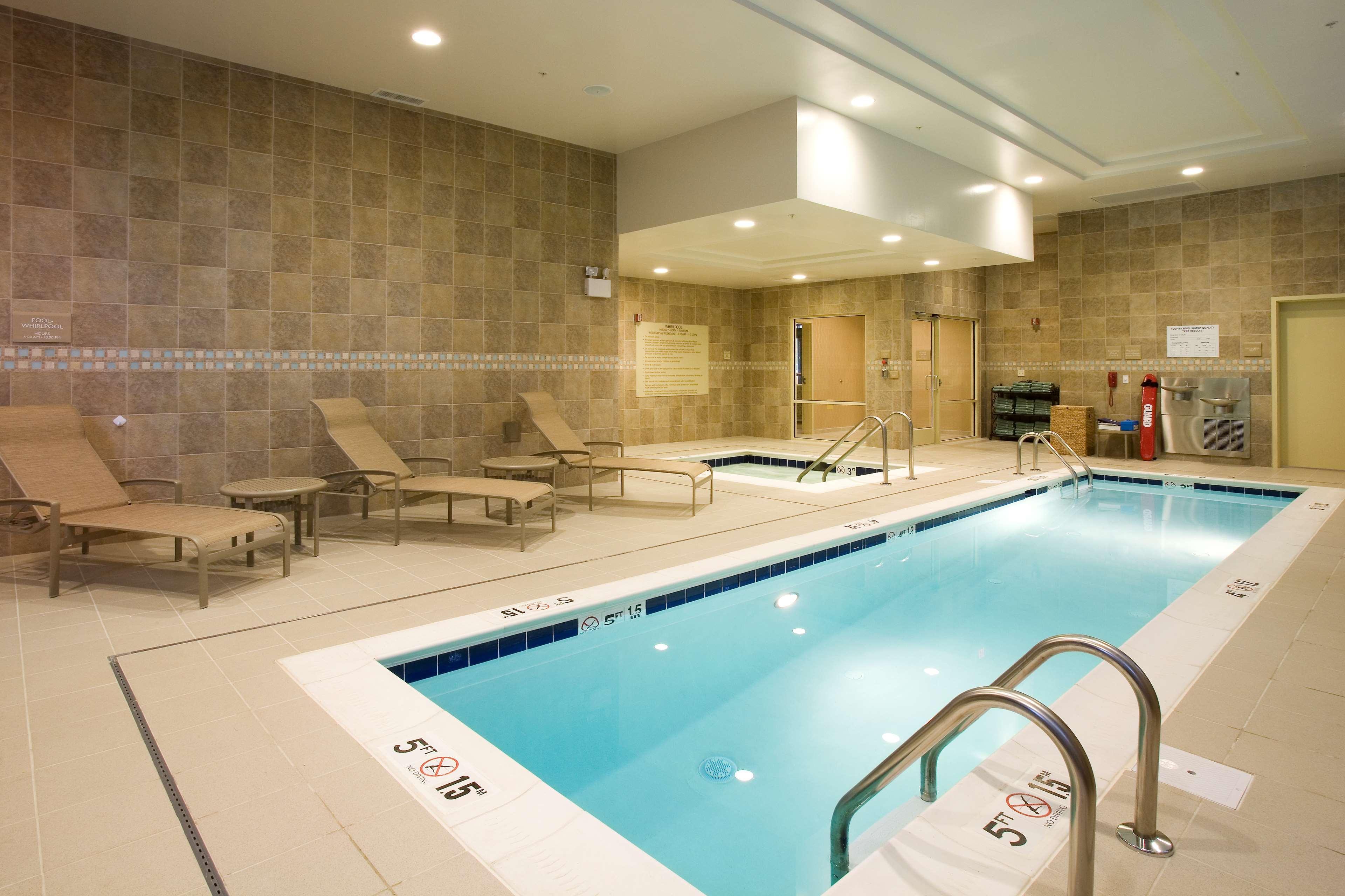 Hilton Garden Inn Shirlington Arlington Exterior foto