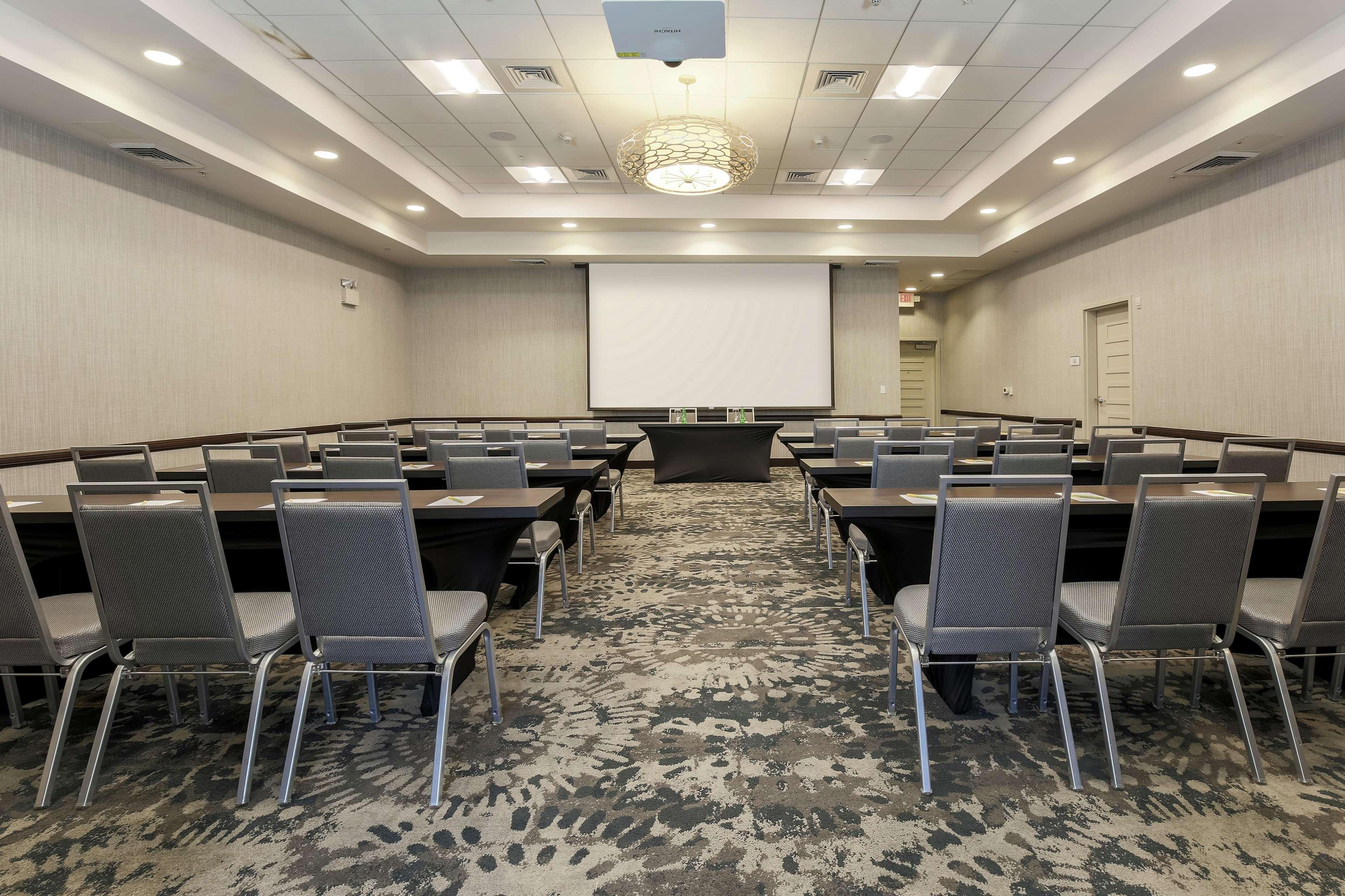 Hilton Garden Inn Shirlington Arlington Exterior foto
